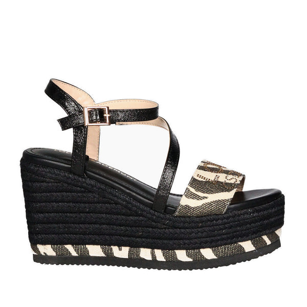 CUÑA LOLA CASADEMUNT LS2405022 NEGRO CRUDO